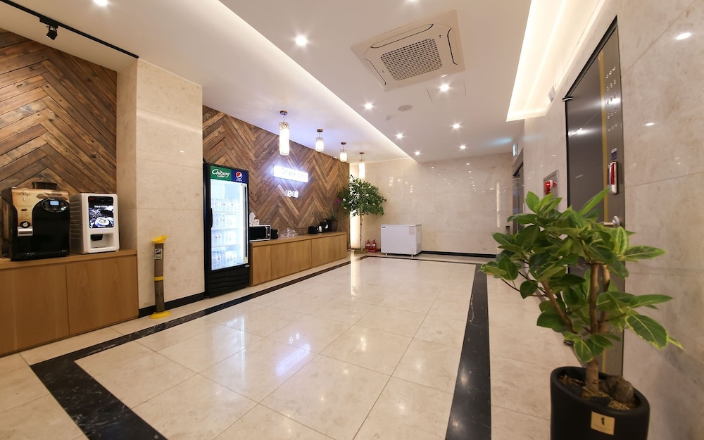 wanju grand hotel