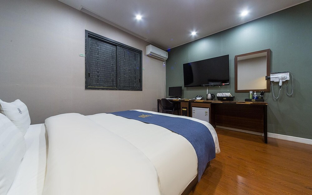 wanju grand hotel