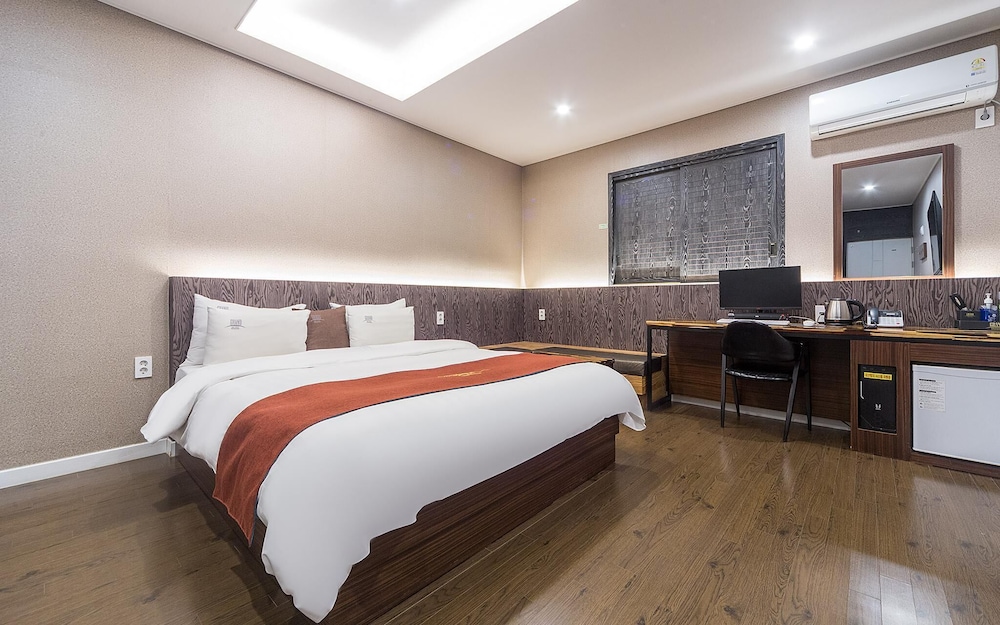 wanju grand hotel