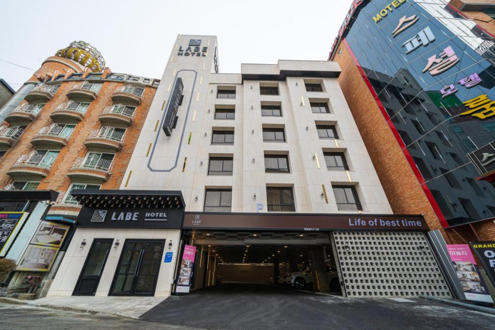 labe hotel