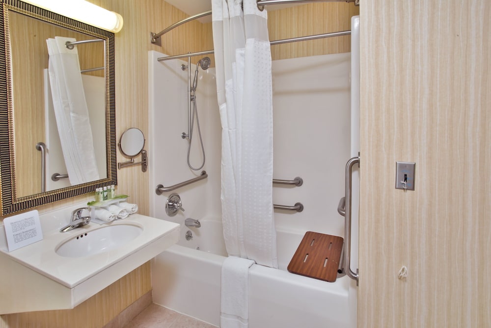 holiday inn express breaux bridge by ihg