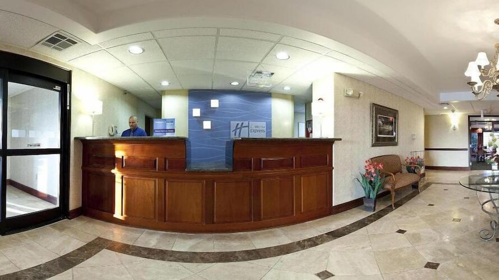holiday inn express breaux bridge by ihg