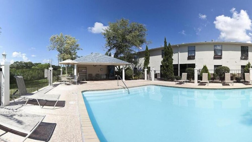 holiday inn express breaux bridge by ihg