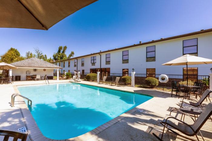 holiday inn express breaux bridge by ihg