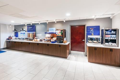 holiday inn express breaux bridge by ihg
