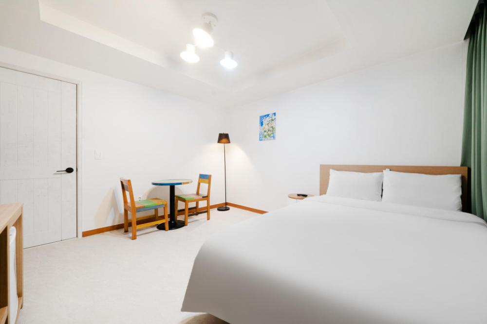 gangneung crystal motel