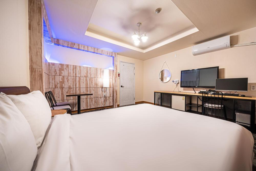 gangneung crystal motel