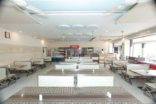 the horizon hotel surat