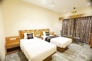 the horizon hotel surat