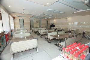 The Horizon Hotel Surat,Near Surat Railway Station,2 star