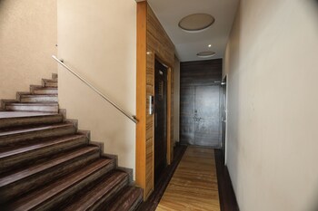 the horizon hotel surat