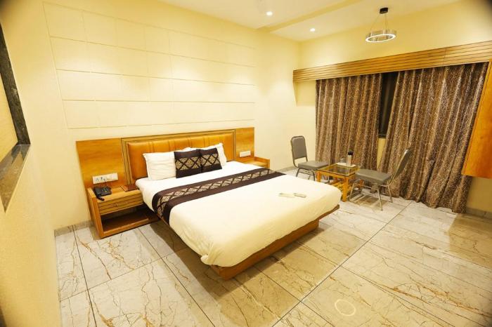 the horizon hotel surat