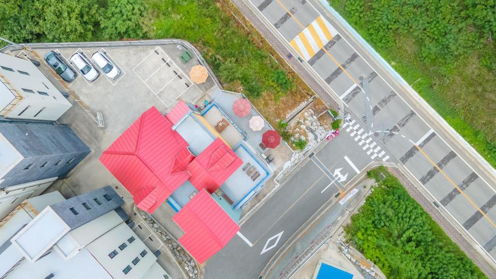 donghae red roof pension