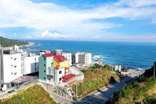 donghae red roof pension