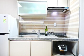 donghae red roof pension