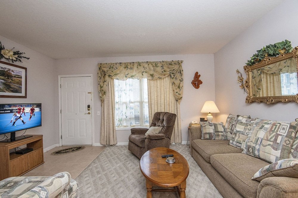 colonial crest condo 104 by heritage cabin rentals