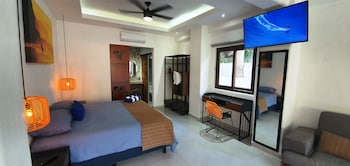 casa makawe adults only