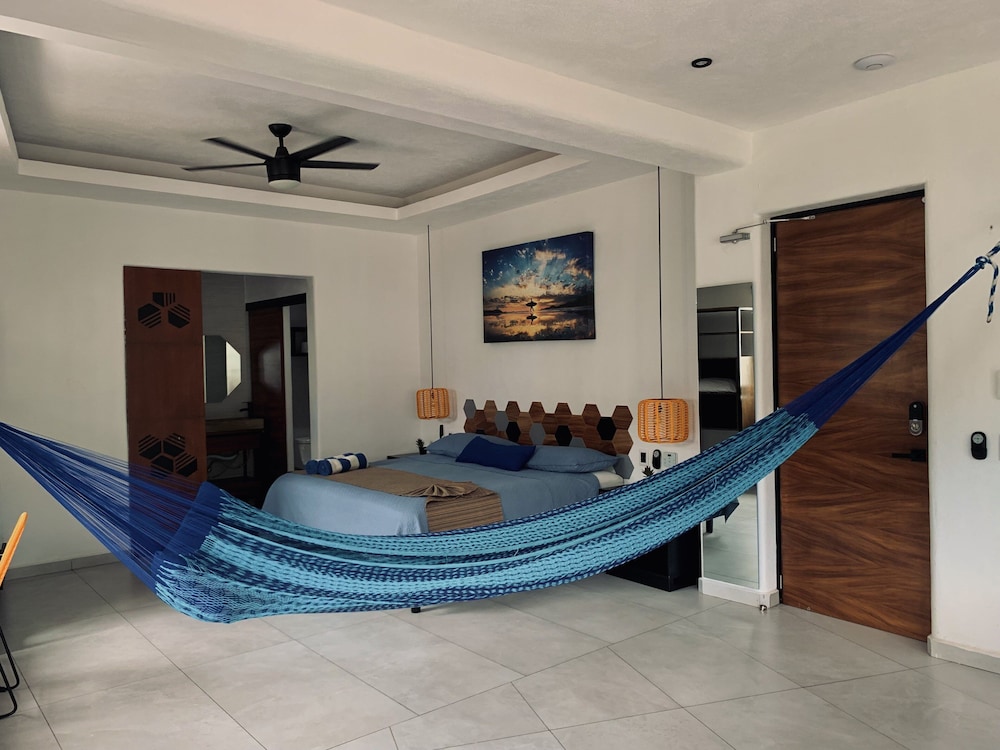 casa makawe adults only