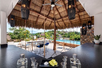 casa makawe adults only