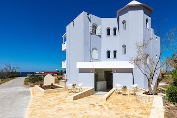 pinelopi beach suites
