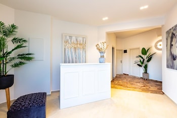 pinelopi beach suites