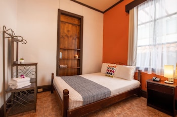 alajuela city hotel and guest house