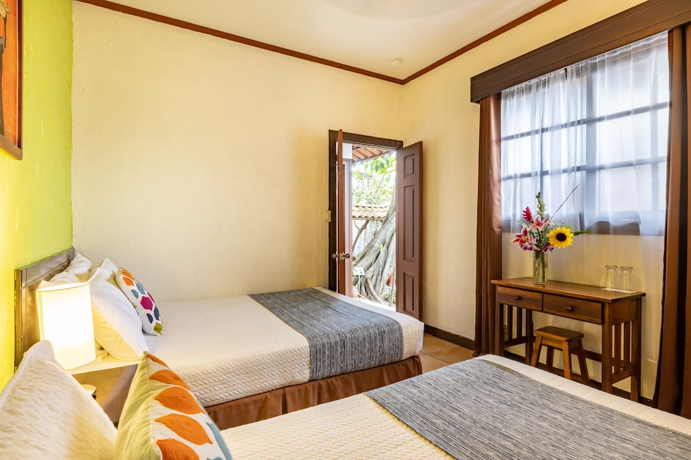 alajuela city hotel and guest house