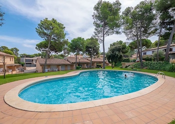 Village Golf Beach,Girona>>Begur,3 star