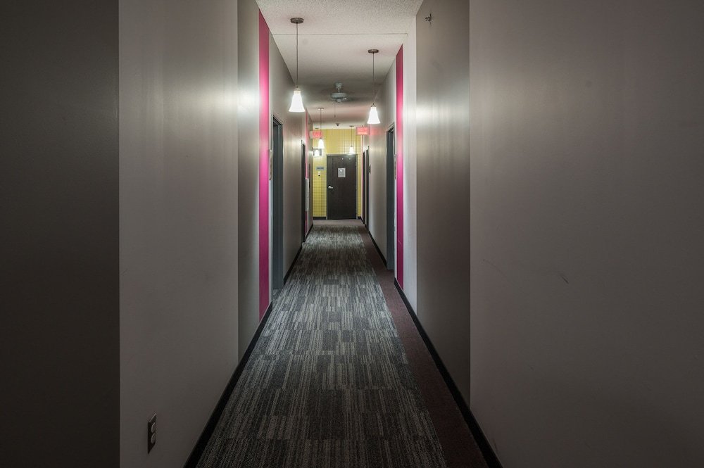 frontdesk 225 portland ave mill district downtown apts