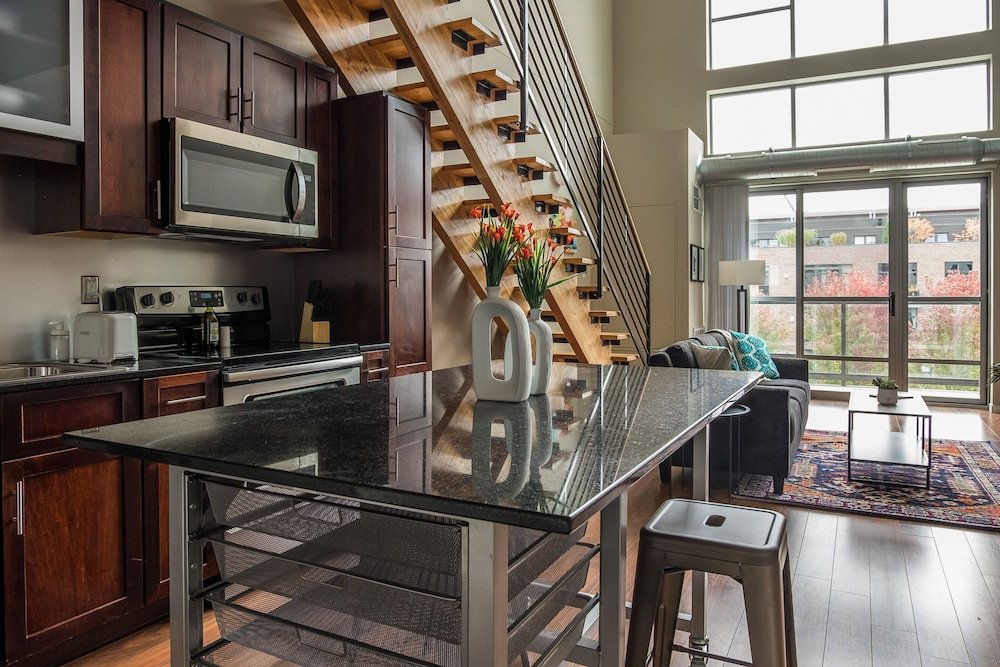 frontdesk 225 portland ave mill district downtown apts