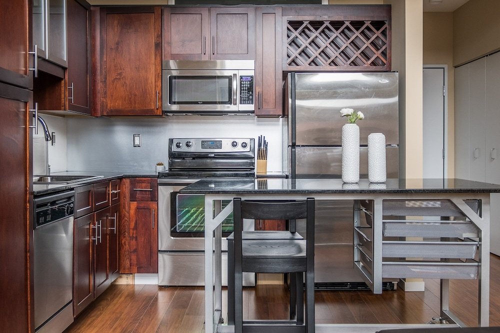 frontdesk 225 portland ave mill district downtown apts