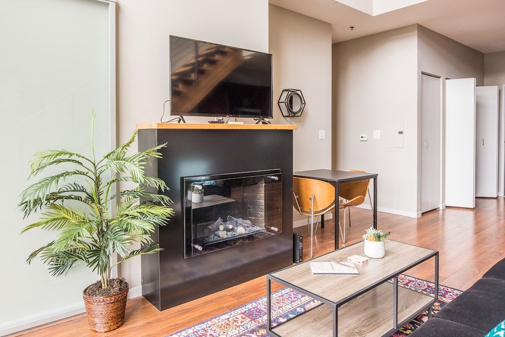 frontdesk 225 portland ave mill district downtown apts