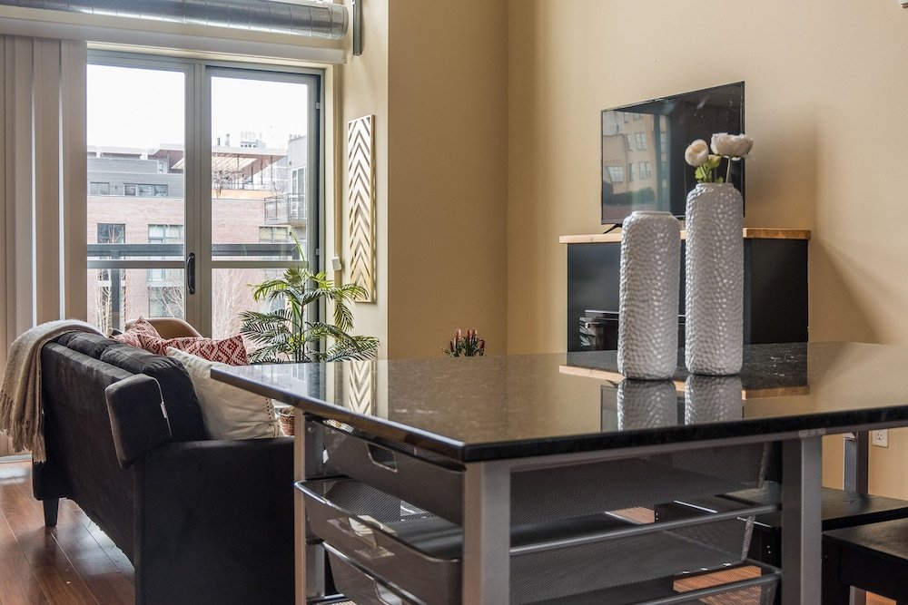 frontdesk 225 portland ave mill district downtown apts