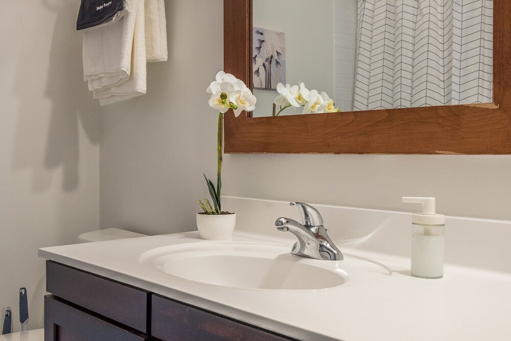 frontdesk 225 portland ave mill district downtown apts