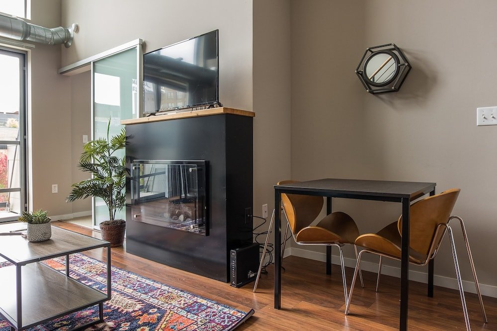 frontdesk 225 portland ave mill district downtown apts