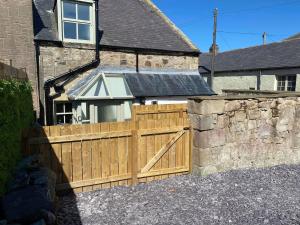 northern hideaways seahouses