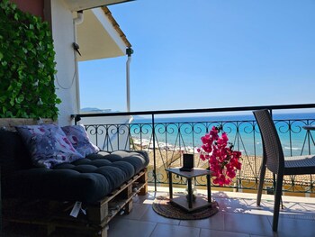 corfu glyfada menigos resort