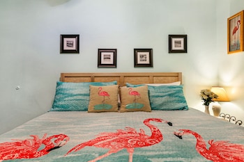 boardwalk condos by hosteeva