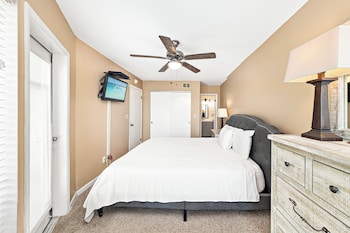 boardwalk condos by hosteeva