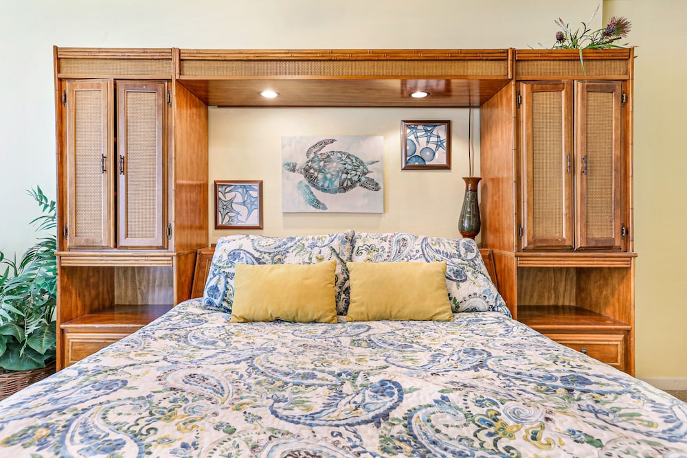 boardwalk condos by hosteeva