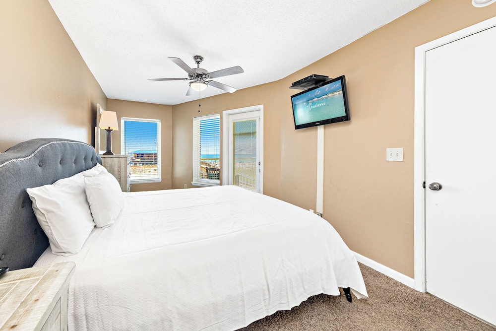 boardwalk condos by hosteeva