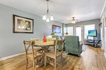 boardwalk condos by hosteeva