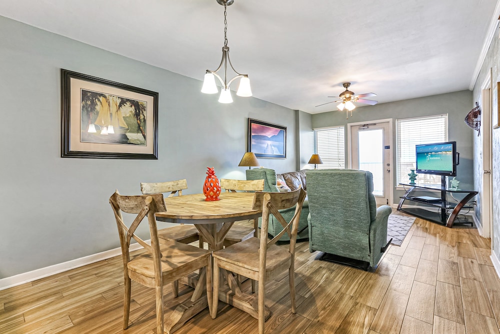 boardwalk condos by hosteeva