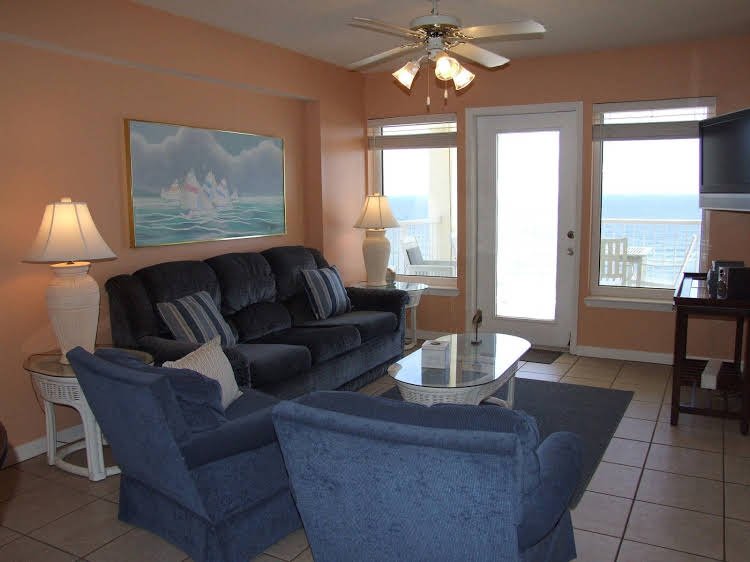 boardwalk condos by hosteeva