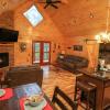 210 cubs in the treetops 2 bedroom home by redawning