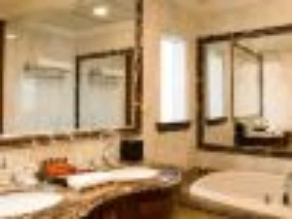 grand concordia hotel