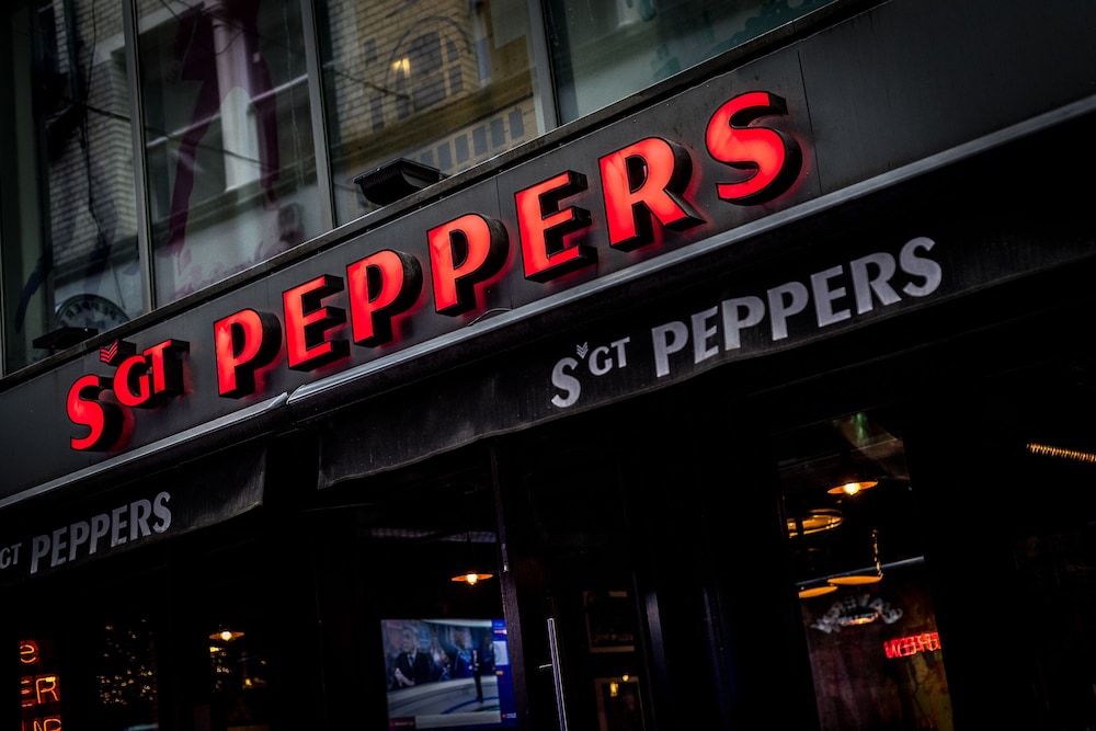 prestige stay aparthotel sgt peppers party apartments