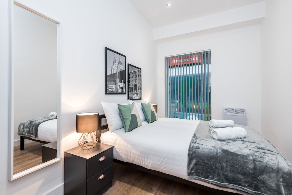 prestige stay aparthotel sgt peppers party apartments