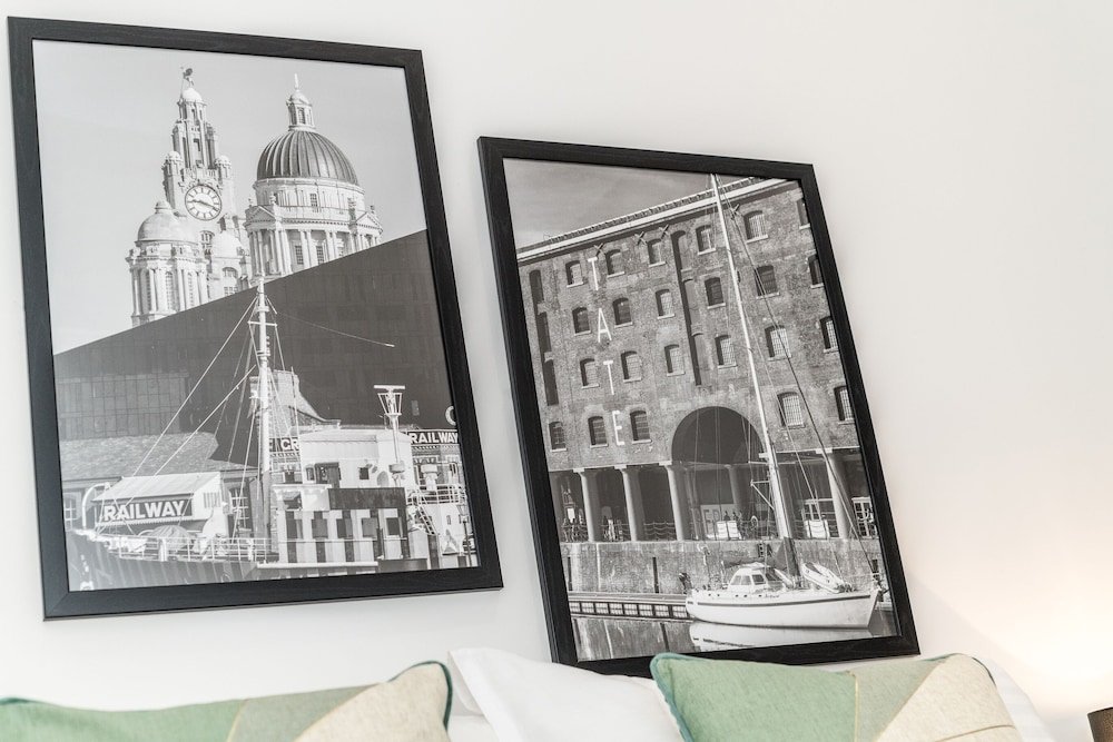 prestige stay aparthotel sgt peppers party apartments