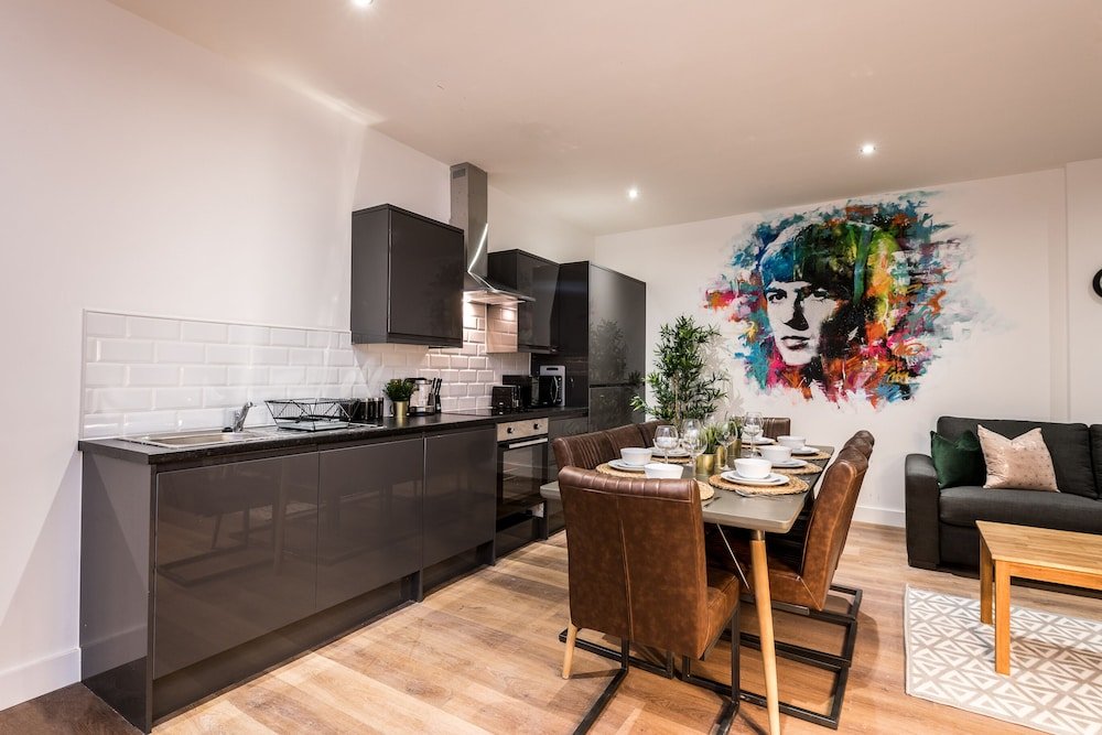 prestige stay aparthotel sgt peppers party apartments